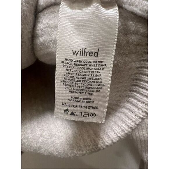 Wilfred Free Aritzia Size 100% Wool Cropped Turtleneck Harper Size L Junior - Picture 4 of 5